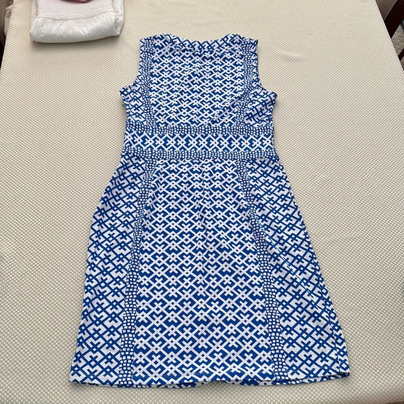 Blue and white J. McLaughlin dress, size medium - Picture 4 of 6
